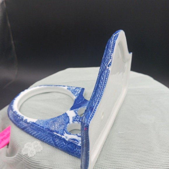 VTG Delft Blue style Toothbrush Cup Holder Wall Mnt Porcelain fishing village - Picture 6 of 13